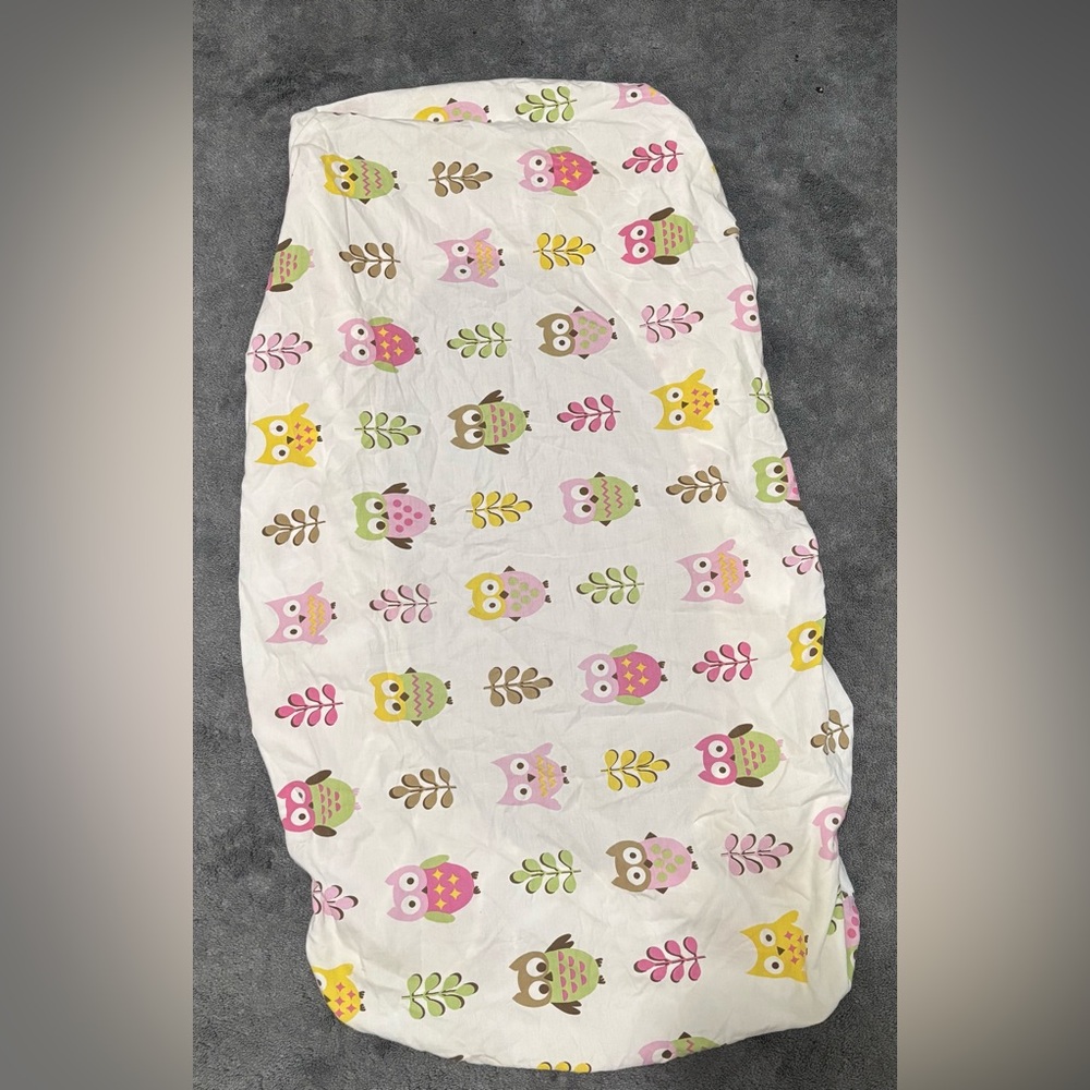 Circo Pink Forest Friends Crib/Toddler bed Comforter & Fitted Sheet - Picture 7 of 10